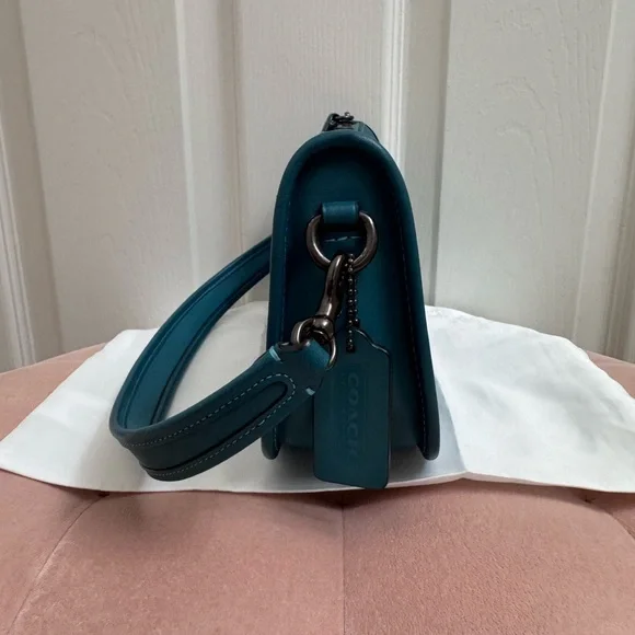 Coach Swinger Bag in Retro Teal - Picture 5 of 10